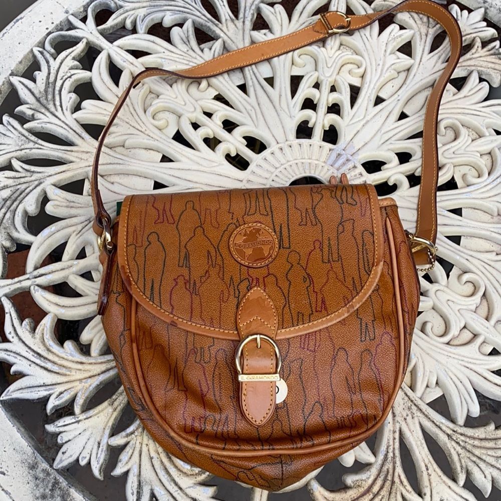 Crossbody 